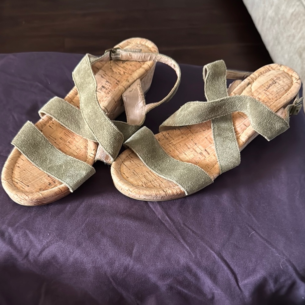 Lands' End Green Sandals with Woven Straps